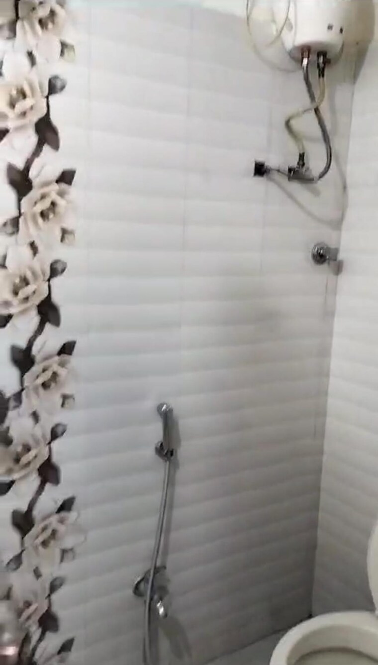 Bathroom, kondapur 3 Bedroom 1820 Sq.Ft. Apartment In Kondapur Hyderabad 9325280