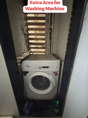 Bathroom in 1.5 BHK Apartment at Aristo Hari Niwas, Taloja – for Sale