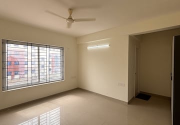 Room in 3 BHK Apartment at Nitesh Columbus Square, Bellary Road – for Rent