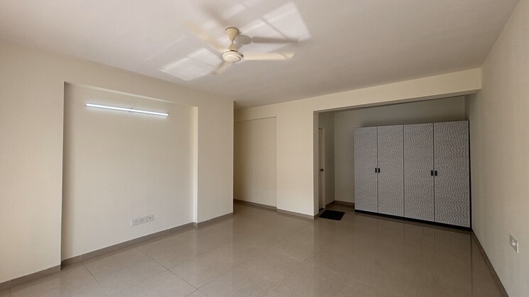 Room, nitesh-columbus-square 3 Bedroom 1950 Sq.Ft. Apartment In Bellary Road Bangalore 9325288