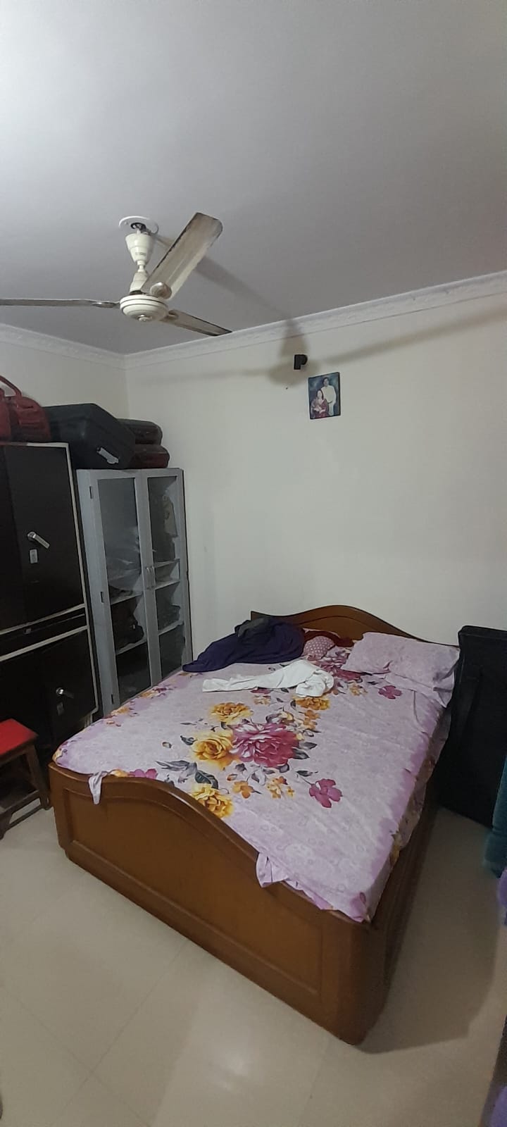 1.5 BHK + Pooja Room Apartment For Rent in Dosti Vihar
