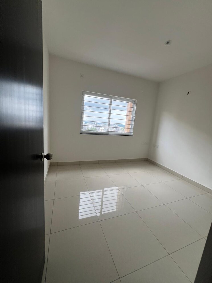Room, provident-park-square 3 Bedroom 1308 Sq.Ft. Apartment In Kanakapura Road Bangalore 9325339