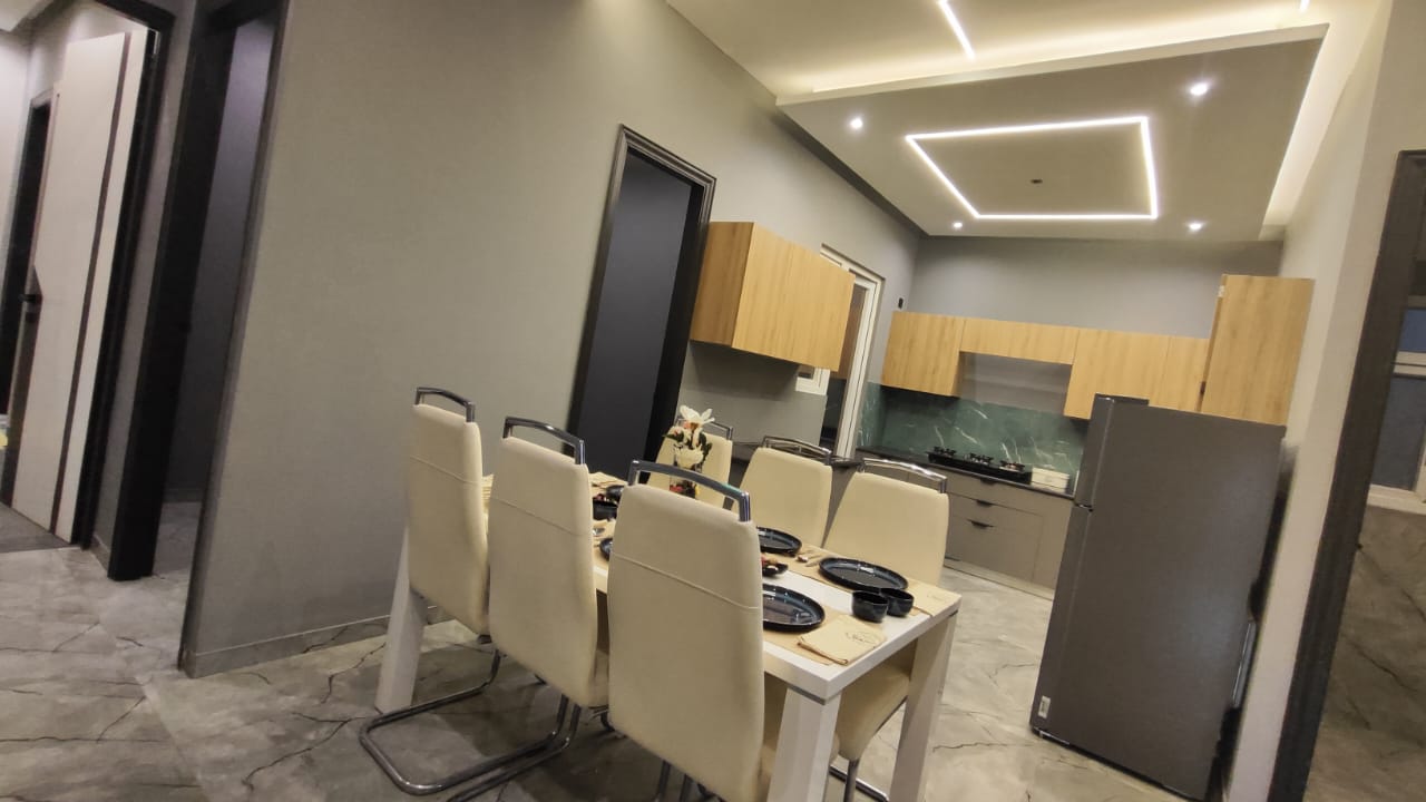 4 BHK Apartment For Rent in Mahagun Mezzaria