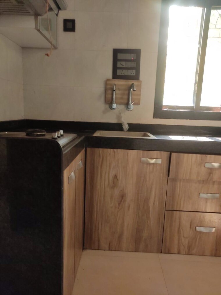 Kitchen, adarsh-nagar-society 1 RK 300 Sq.Ft. Apartment In Worli Mumbai 9325350