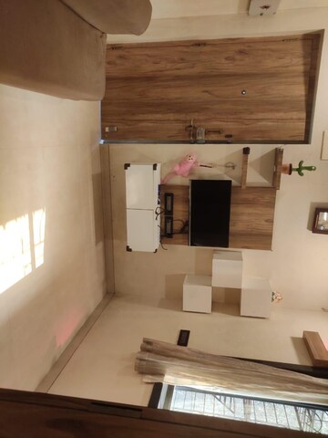 Furnished Amenities in 1 RK Apartment at Adarsh Nagar Society, Worli – for Rent