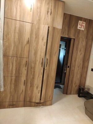 Furnished Amenities in 1 RK Apartment at Adarsh Nagar Society, Worli – for Rent