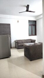 1 BHK 450 Sq.Ft. Builder Floor in Nebsarai 