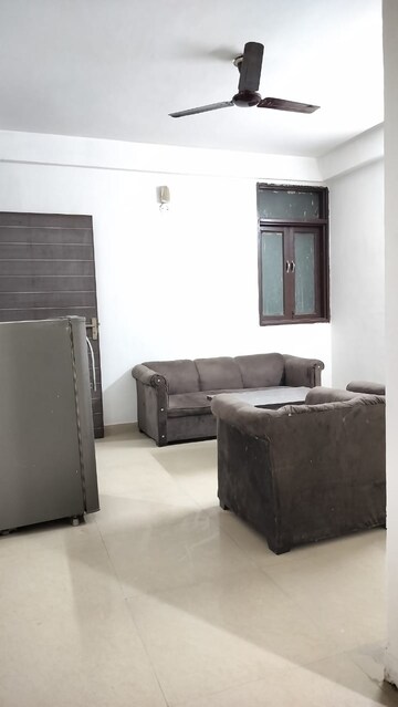 1 BHK Builder Floor For Rent in Saket