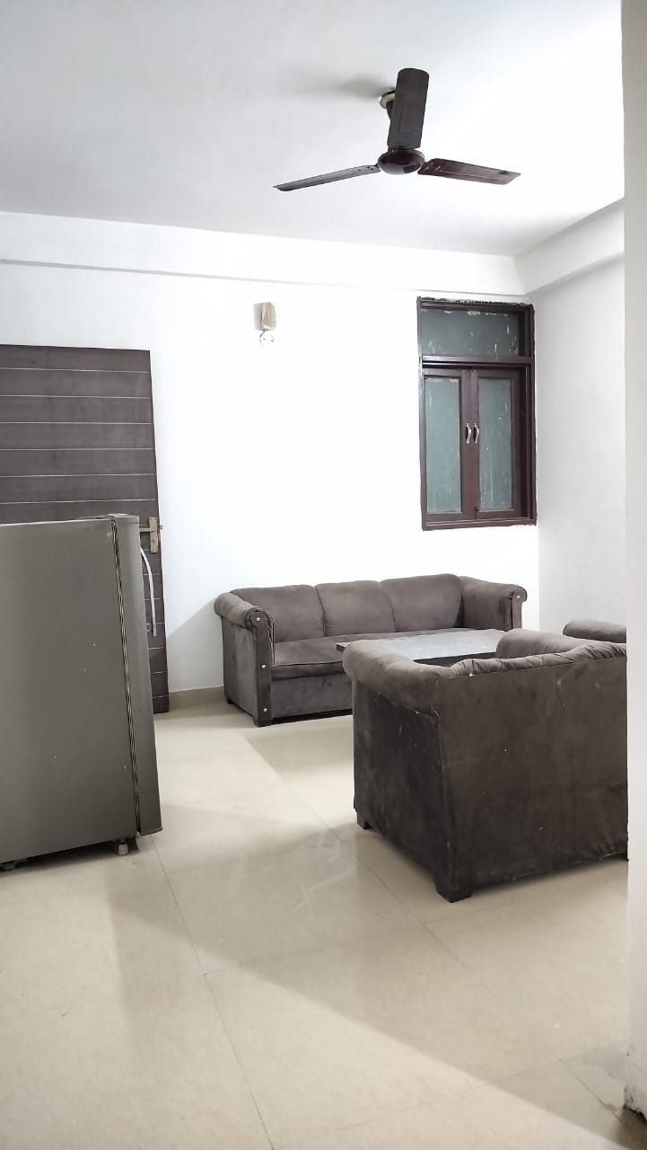 1 BHK Builder Floor For Rent in Nebsarai 