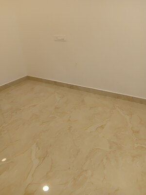 Furnished Amenities in 3 BHK Apartment at Manikonda – for Rent