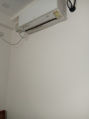 Furnished Amenities in 3 BHK Apartment at Manikonda – for Rent