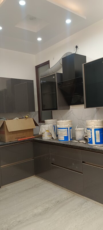 Kitchen in 2 BHK Builder Floor at Meenakshi Garden – for Sale