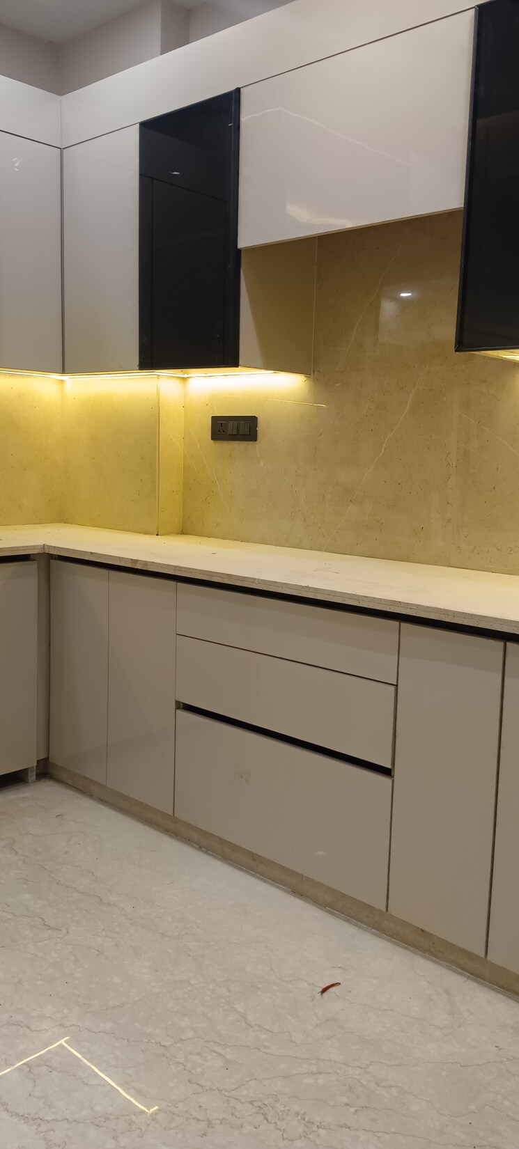 Kitchen, fateh nagar 3 Bedroom 1000 Sq.Ft. Builder Floor In Fateh Nagar Delhi 9325461