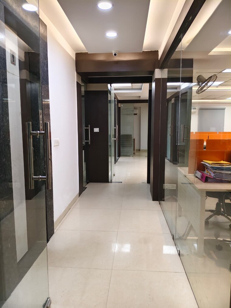 undefined, sector 63 Commercial Office Space 3000 Sq.Ft. In Sector 63 Noida 9325459