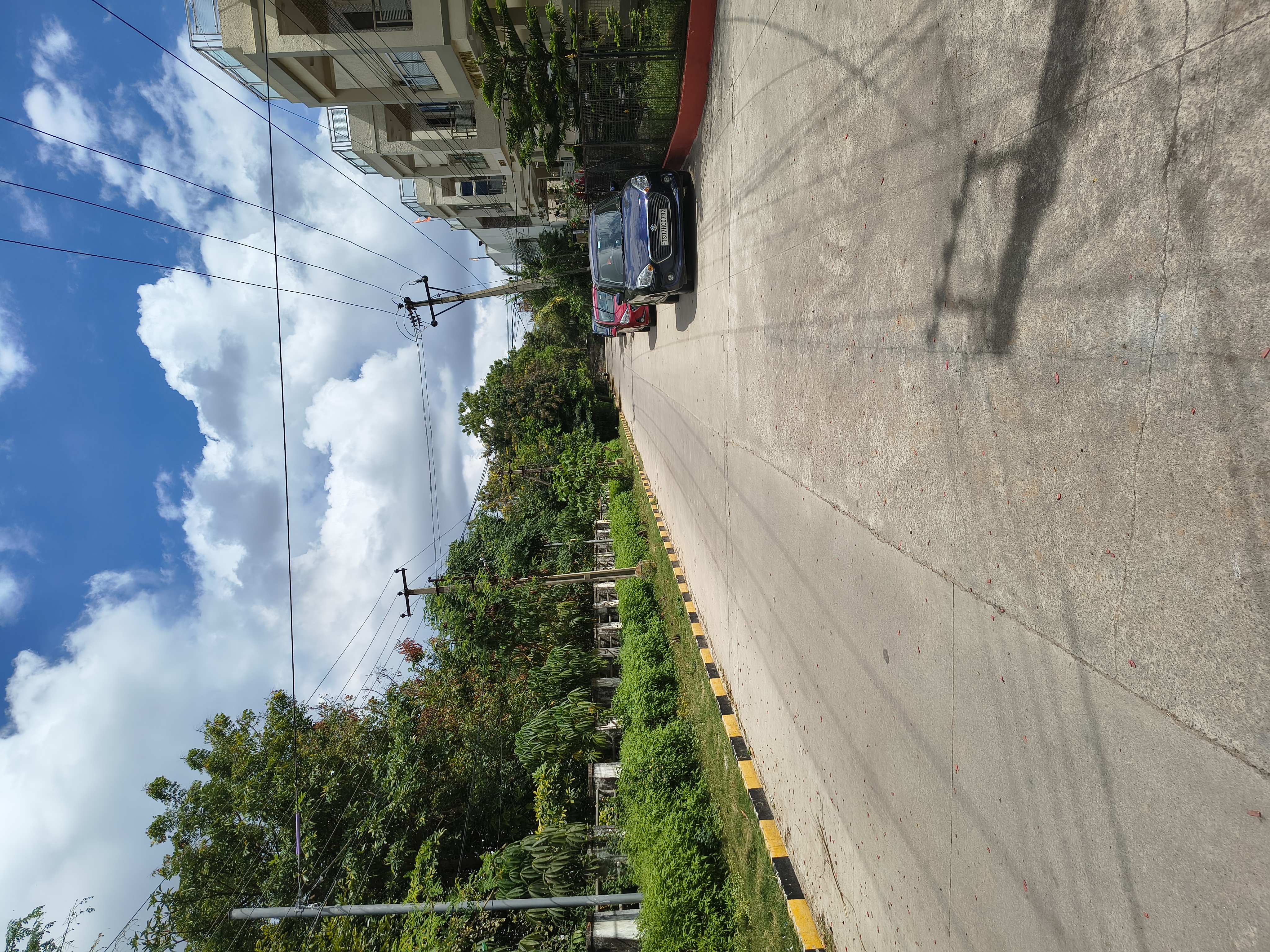 Plot For Sale in Royal Park Yapral