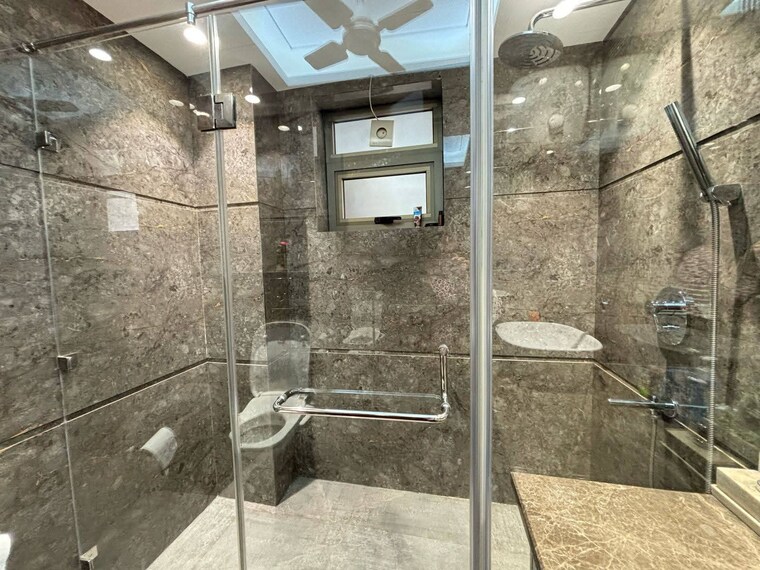 Attached Bathroom, sector 9 3 Bedroom 1674 Sq.Ft. Builder Floor In Sector 9 Gurgaon 9325483