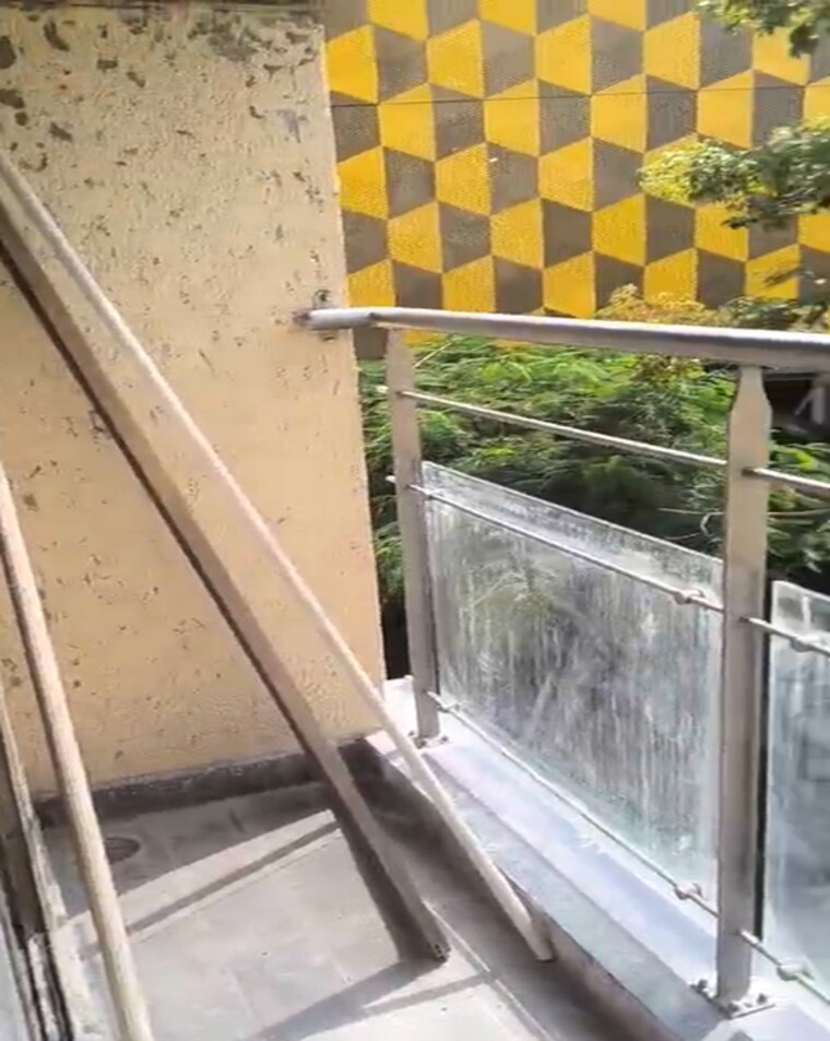 Balcony, sri-nalini-apartments 3 Bedroom 1570 Sq.Ft. Apartment In Chembur Mumbai 9325469