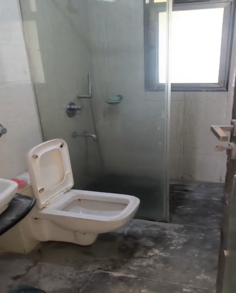 Bathroom, sri-nalini-apartments 3 Bedroom 1570 Sq.Ft. Apartment In Chembur Mumbai 9325469