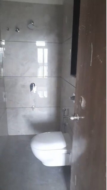 Furnished Amenities in 1 BHK Apartment at Sidhivinayak Flora, Chembur – for Rent
