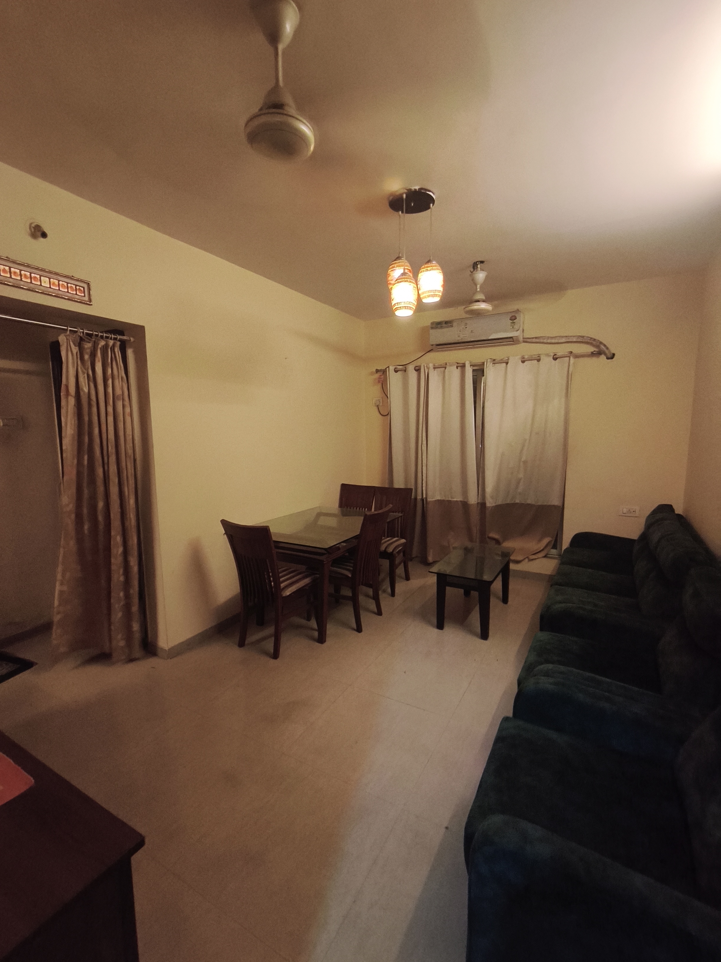 1 BHK + Extra Room 450 Sq.Ft. Apartment in Hiranandani Estate Villa Carino