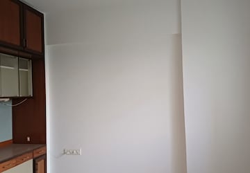 Room in 3 BHK Apartment at Puravankara Elita Promenade, Jp Nagar – for Sale
