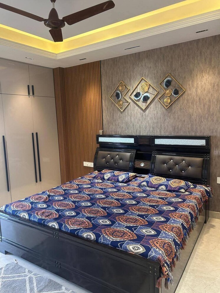 Bedroom, sector 4 3 Bedroom 1840 Sq.Ft. Builder Floor In Sector 4 Gurgaon 9325601
