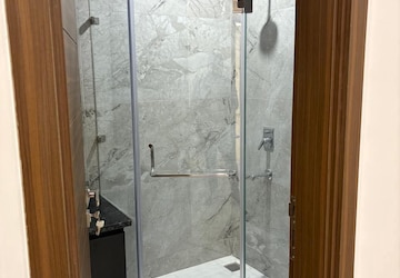 Bathroom in 3.5 BHK Builder Floor at Sector 4 – for Rent