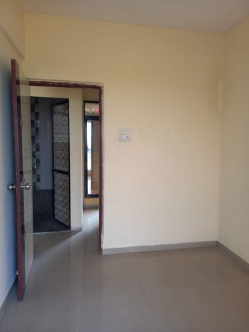 Room in 1 BHK Apartment at Taloja Sector 20 – for Sale