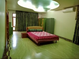 Bedroom in 5 BHK Independent House at Banjara Hills – for Sale