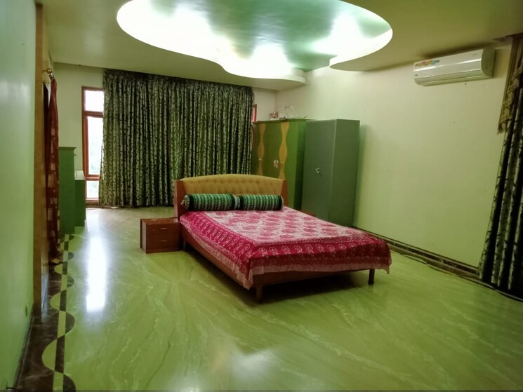 Bedroom, banjara hills 5 Bedroom 300 Sq.Yd. Independent House In Banjara Hills Hyderabad 9325664