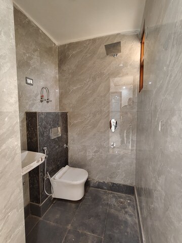 Bathroom in 1 BHK Builder Floor at Saket – for Rent