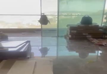 Living Room in 5 BHK Apartment at Tridhaatu Aranya, Chembur – for Rent