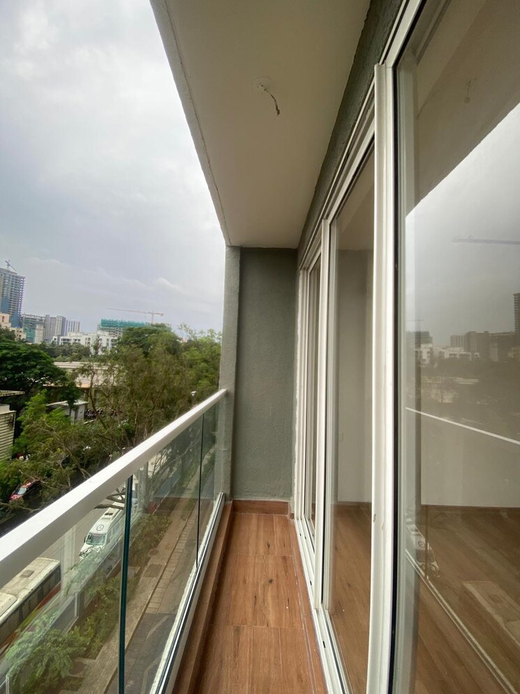 Balcony, indiabulls-one-indiabulls 1 Bedroom 464 Sq.Ft. Apartment In Pokhran Road No Two Thane 9325692