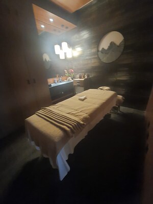  2 BHK Apartment at Krisumi Waterfall Suites, Sector 36a – for Rent