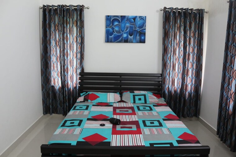 Bedroom, mannuthy  3000 Sq.Ft. Plot In Mannuthy Thrissur 9325702