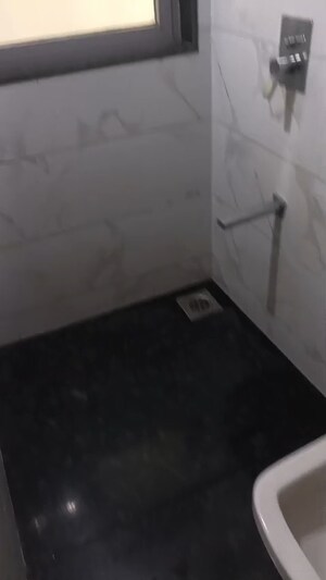 Furnished Amenities in 2 BHK Apartment at Kalpataru Sunrise Grande, Kolshet Road – for Rent