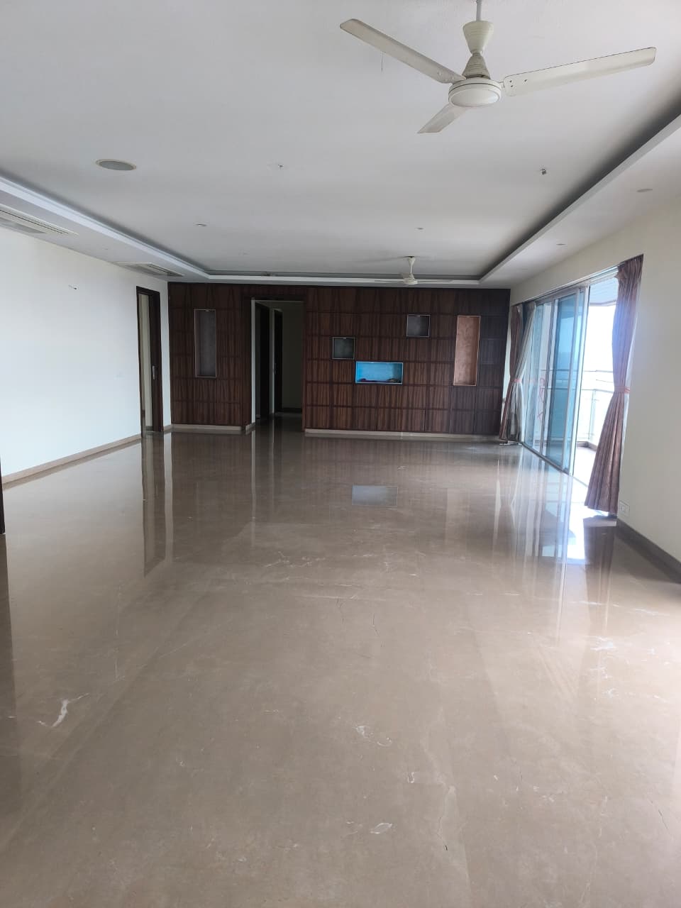 5 BHK 4290 Sq.Ft. Apartment in Supreme Epitome