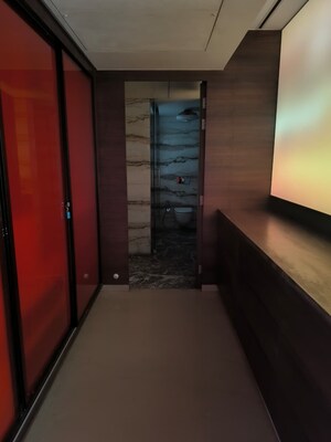 Bedroom in 5 BHK Apartment at Supreme Epitome, Chembur – for Rent