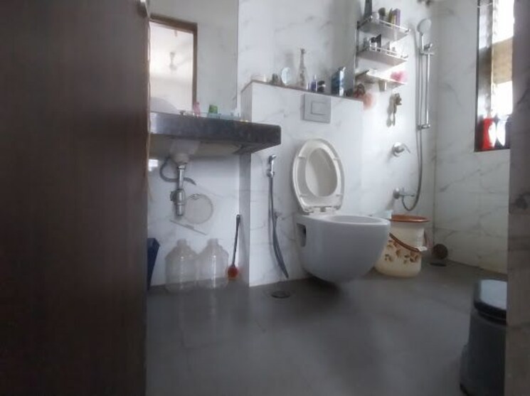 Bathroom, wadhwa-rhodesia 3 Bedroom 873 Sq.Ft. Apartment In Dapode Thane 9325714
