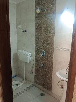 Master Bedroom in 3 BHK Builder Floor at Khirki Extension – for Rent