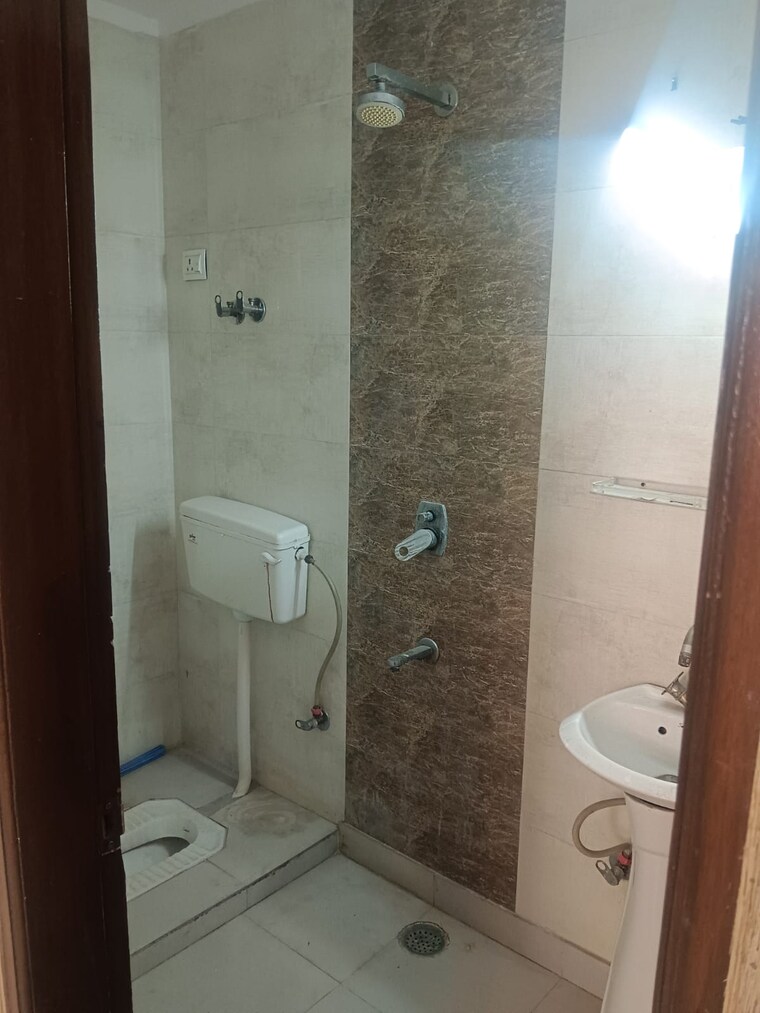 Master Bedroom, khirki extension 3 Bedroom 900 Sq.Ft. Builder Floor In Khirki Extension Delhi 9325728