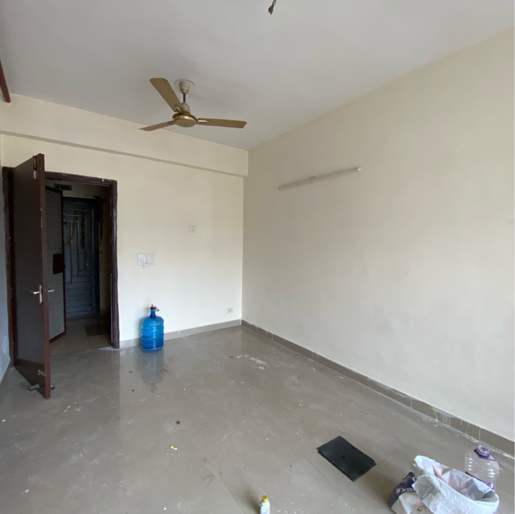 Room, jaypee-greens-kosmos 2 Bedroom 521 Sq.Ft. Apartment In Sector 134 Noida 9325729