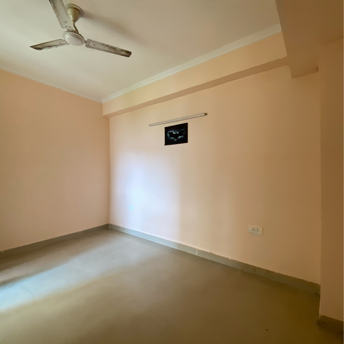 2 BHK Apartment For Rent in Jaypee Greens Kosmos