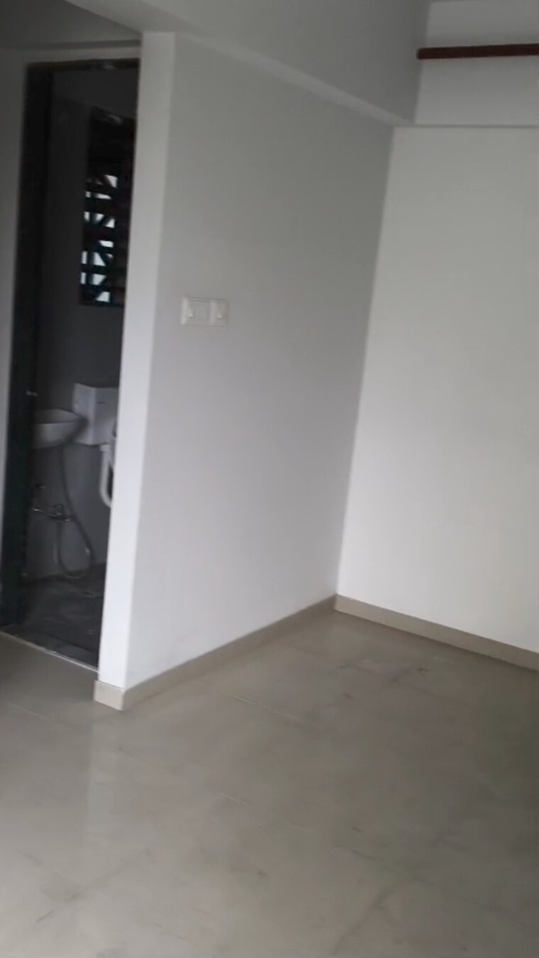 Room, highland-pearl 1 Bedroom 539 Sq.Ft. Apartment In Thane West Thane 9325763