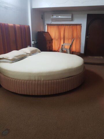 Bedroom in 4 BHK Villa at Sindhi Society, Chembur – for Rent