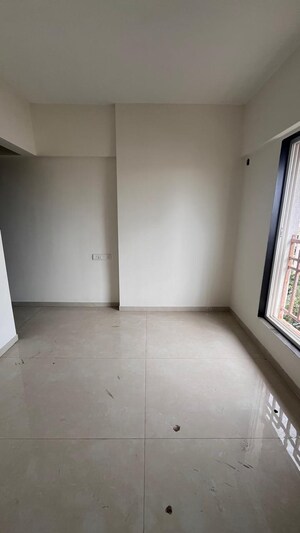 Room in 1 BHK Apartment at Arvindo Kandivali West, Kandivali West – for Sale