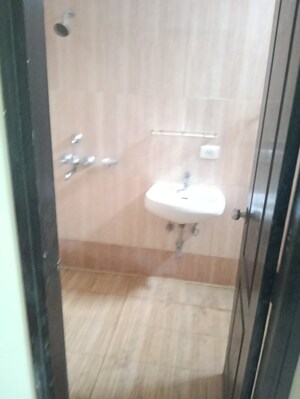 Bathroom in 2.5 BHK Builder Floor at Aditya World City, Shahpur Bamheta – for Rent