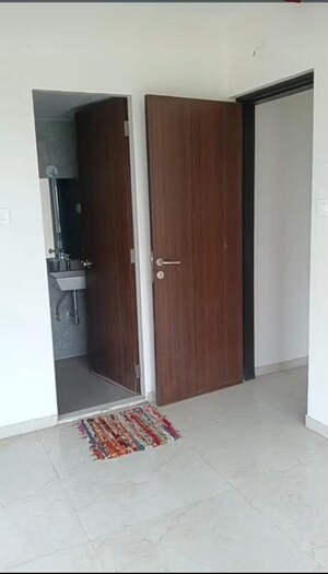 Furnished Amenities in 1 BHK Apartment at Dosti Oro 67, Kandivali West – for Sale