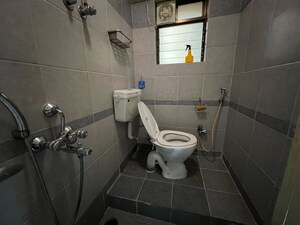 Bathroom in 1 BHK Apartment at Sai Simran Tower, Chembur – for Rent