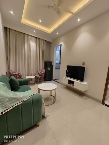 Team Area in Studio Builder Floor at Sector 52 – for Rent